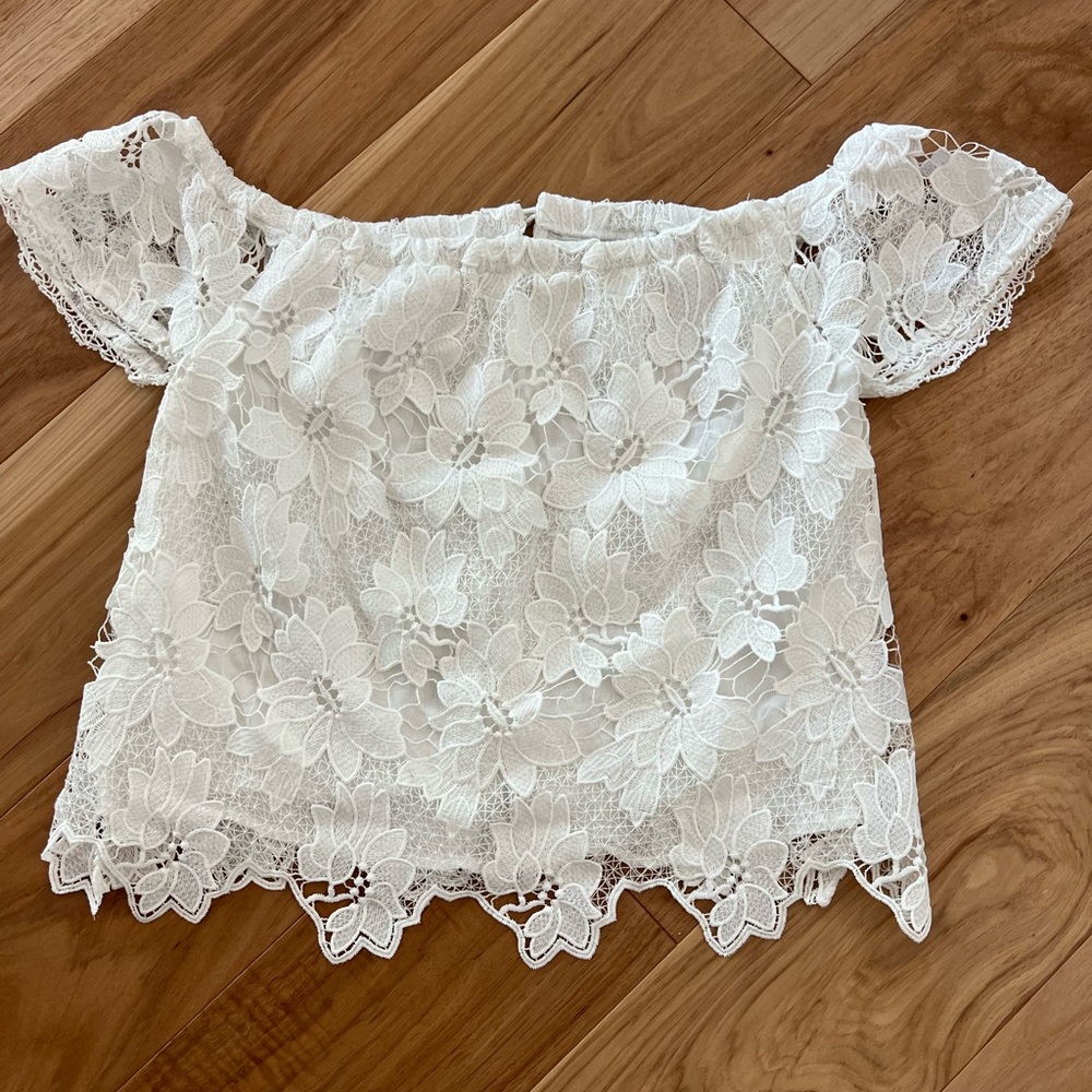 Kendall & Kylie lace off-the-shoulder top